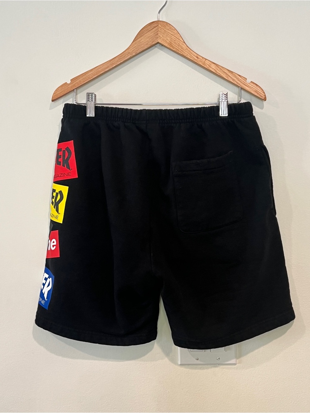 Supreme x Thrasher Mens Athletic Shorts - Picture 2 of 4